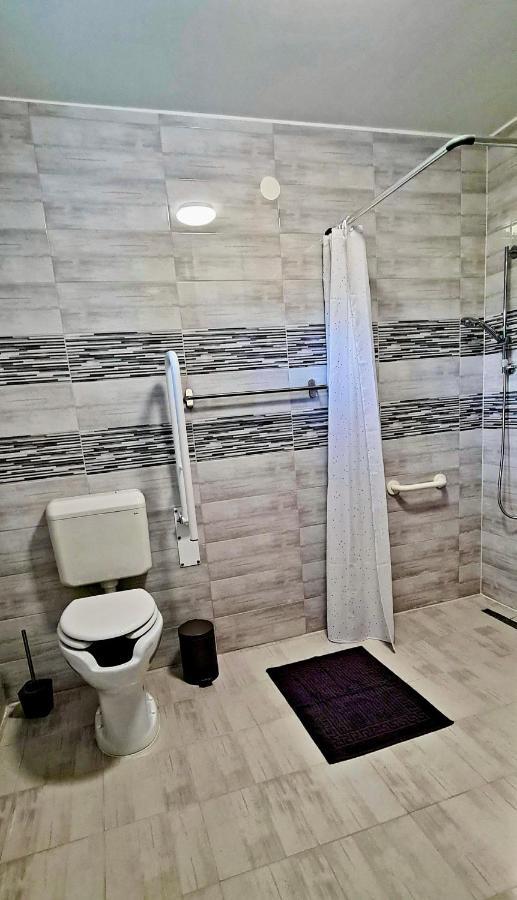 Lilac Apartman Balatonlelle Exterior foto